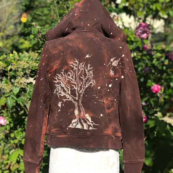 Grail distressed hummingbird winter tree hoodie - Picture 3 of 8